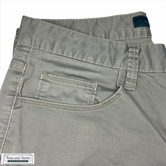 Perry Ellis Grey Men's Slim Fit Chino Pant - Picture 3 of 9